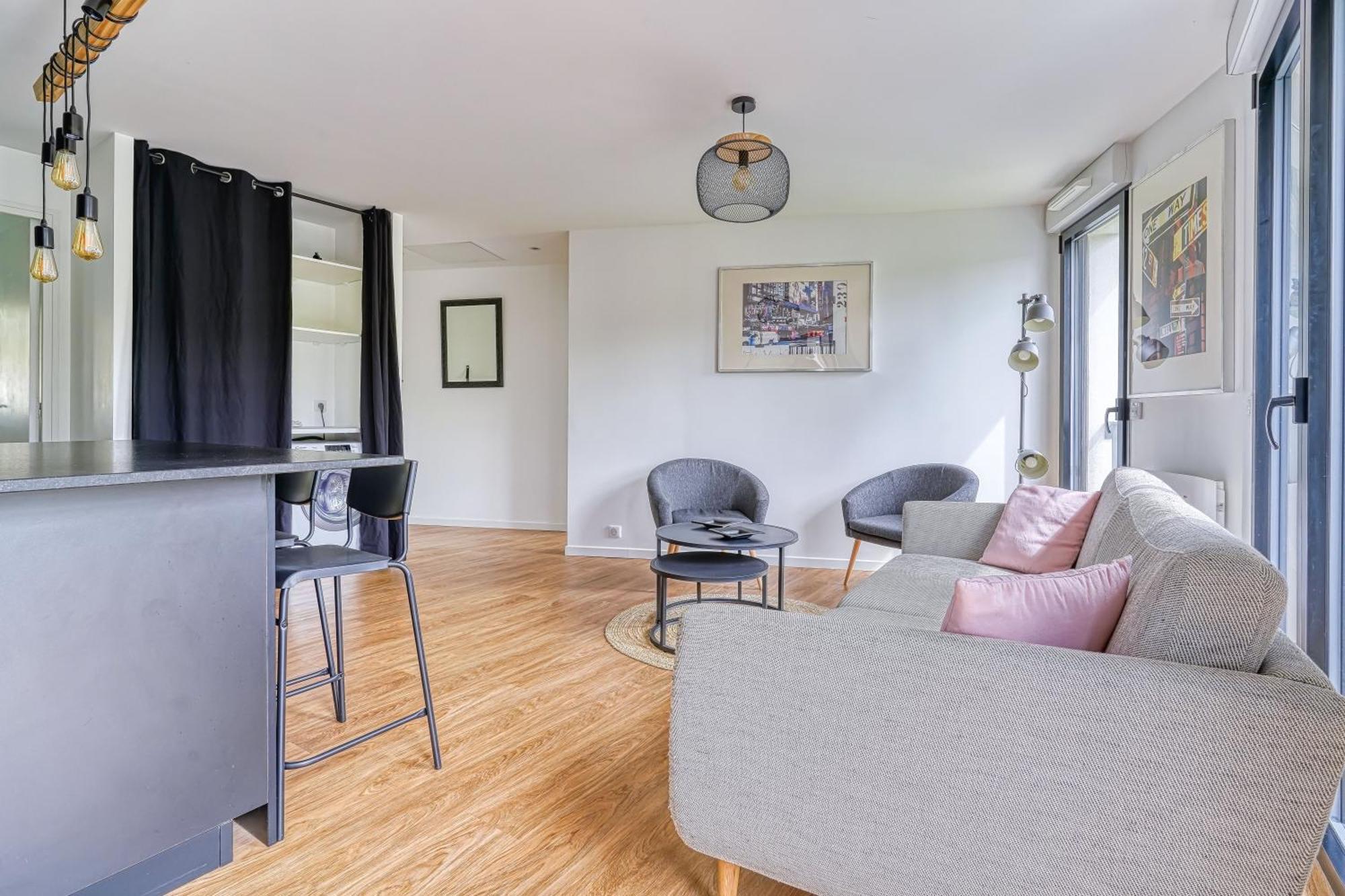 Appartement Cosy - Cadre Verdoyant - Proche Saclay